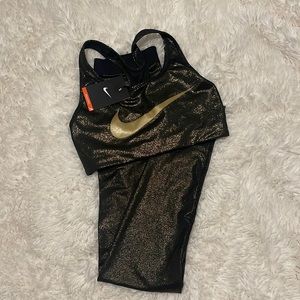 Women’s Nike Sports Bra & Legging Set